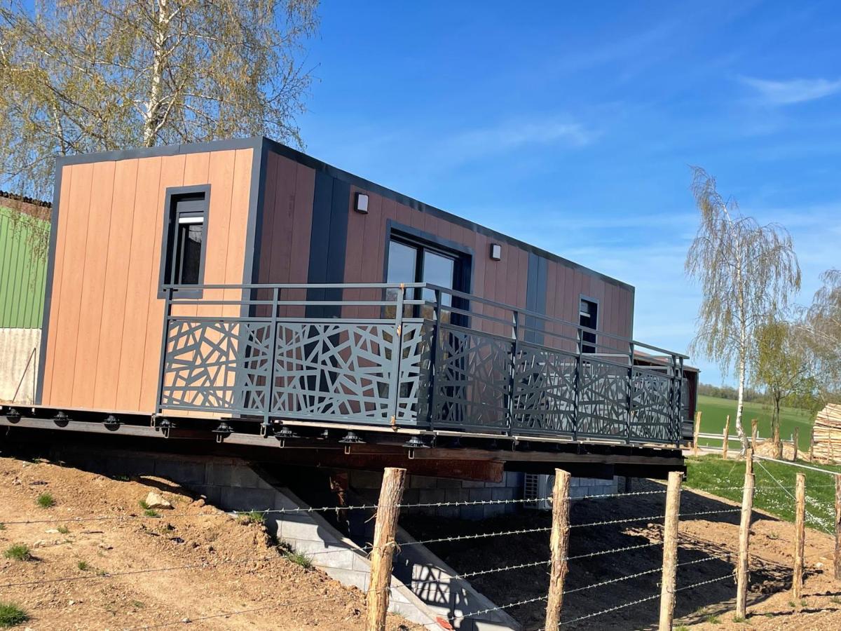 Вилла Au Coeur De La Ferme 2 Lacroix-sur-Meuse Экстерьер фото