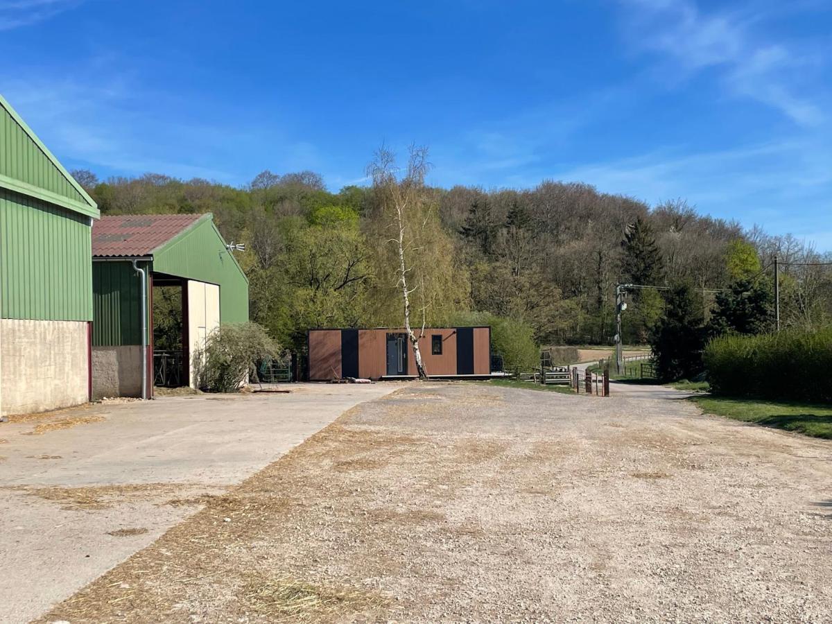 Вилла Au Coeur De La Ferme 2 Lacroix-sur-Meuse Экстерьер фото